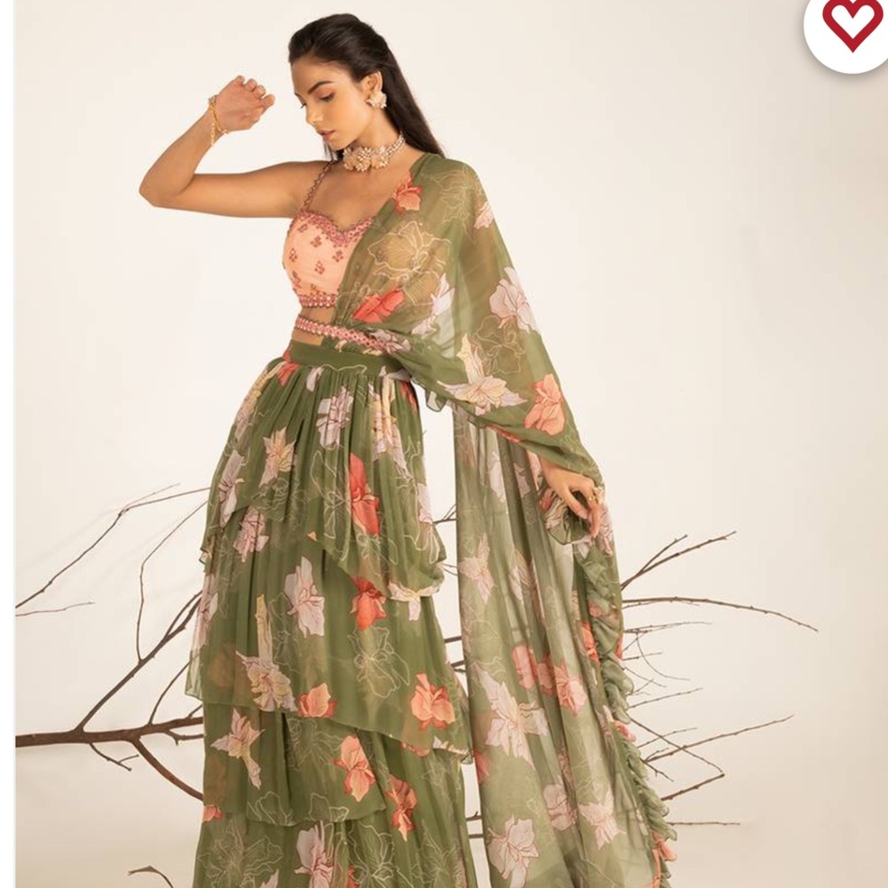 Shreya Agarwal Green Georgette Printed Saree Set